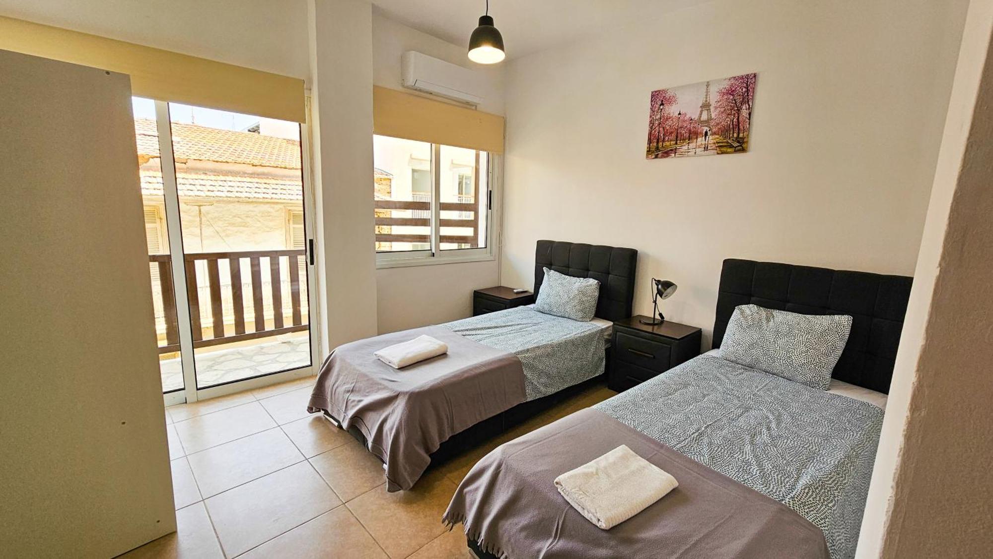 Sky Line City Apartment, 150M From Chabad Lubavitch Larnaca Buitenkant foto